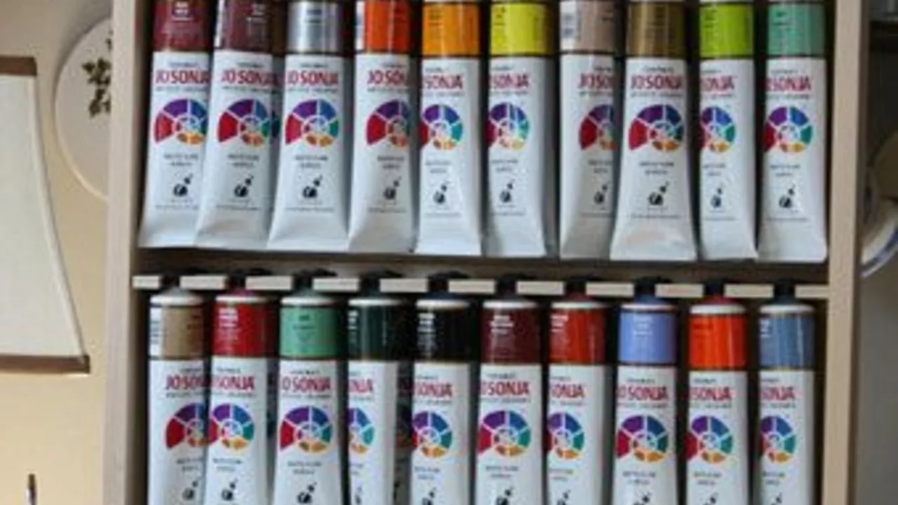 Do artist grade and craft store acrylics have any differences?